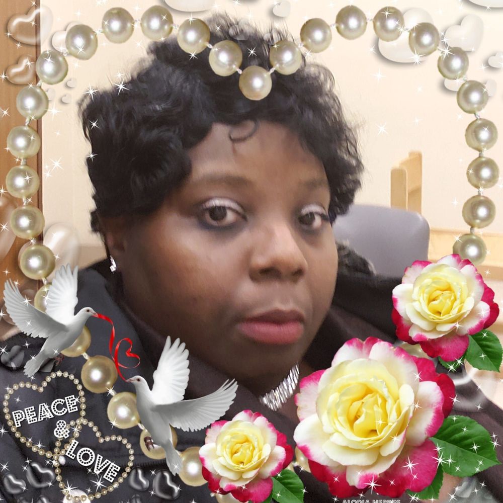Meet your Posher, Clotilde